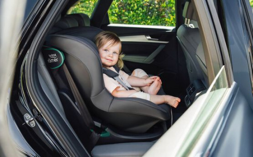   Britax Roemer King PRO (9-18 )  2
