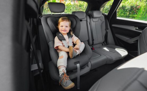   Britax Roemer King PRO (9-18 )  3